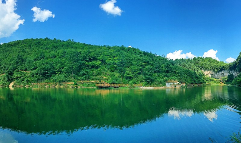 双龙镇&middot;巫山峡谷旅游景区 AAAA景区